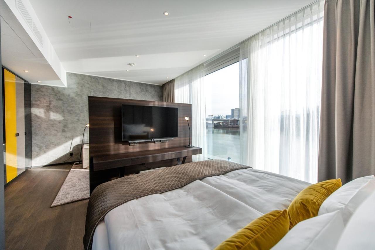מלון קובלנץ Faehrhaus Koblenz מראה חיצוני תמונה A bedroom at the hotel