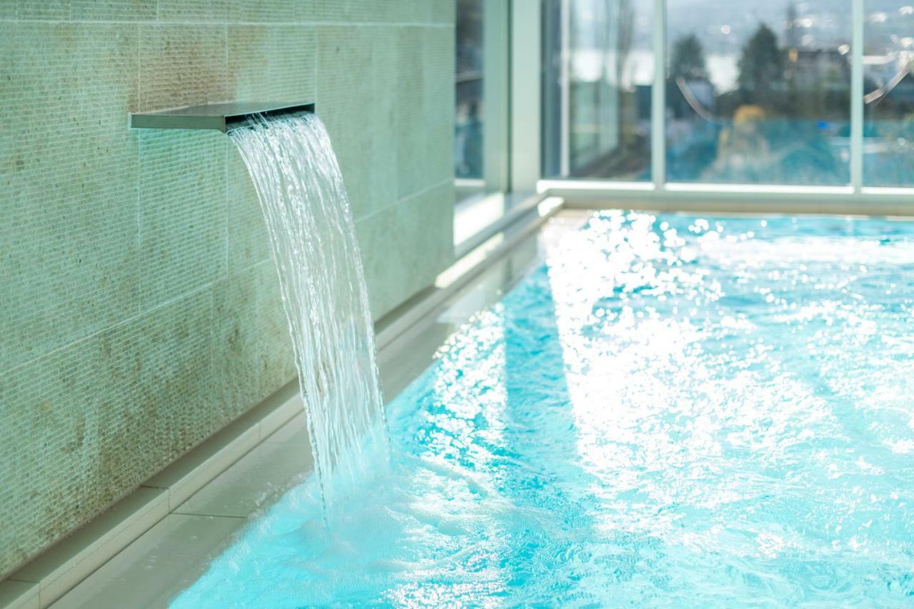 מלון קובלנץ Faehrhaus Koblenz מראה חיצוני תמונה A water cascade